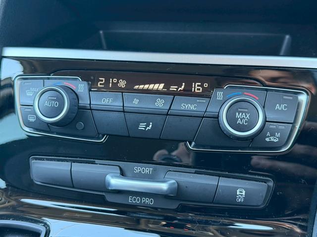 ２シリーズ ２１８ｄグランツアラー　禁煙車　衝突軽減　プラスＰＫＧ　コンフォートＰＫＧ　ＬＥＤヘッドライト　８．８インチＨＤＤナビ　クルーズコントロール　ドライビングアシスト　左右独立オートエアコン　純正１６インチＡＷ　パワーバックドア（10枚目）