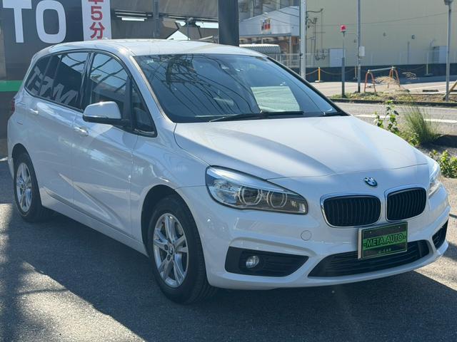 ２シリーズ ２１８ｄグランツアラー　禁煙車　衝突軽減　プラスＰＫＧ　コンフォートＰＫＧ　ＬＥＤヘッドライト　８．８インチＨＤＤナビ　クルーズコントロール　ドライビングアシスト　左右独立オートエアコン　純正１６インチＡＷ　パワーバックドア（13枚目）