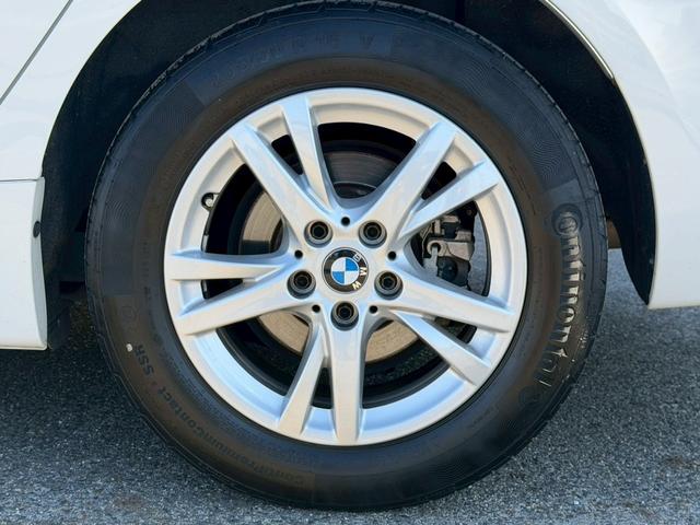 ２シリーズ ２１８ｄグランツアラー　禁煙車　衝突軽減　プラスＰＫＧ　コンフォートＰＫＧ　ＬＥＤヘッドライト　８．８インチＨＤＤナビ　クルーズコントロール　ドライビングアシスト　左右独立オートエアコン　純正１６インチＡＷ　パワーバックドア（22枚目）