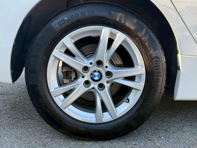 ２シリーズ ２１８ｄグランツアラー　禁煙車　衝突軽減　プラスＰＫＧ　コンフォートＰＫＧ　ＬＥＤヘッドライト　８．８インチＨＤＤナビ　クルーズコントロール　ドライビングアシスト　左右独立オートエアコン　純正１６インチＡＷ　パワーバックドア（25枚目）