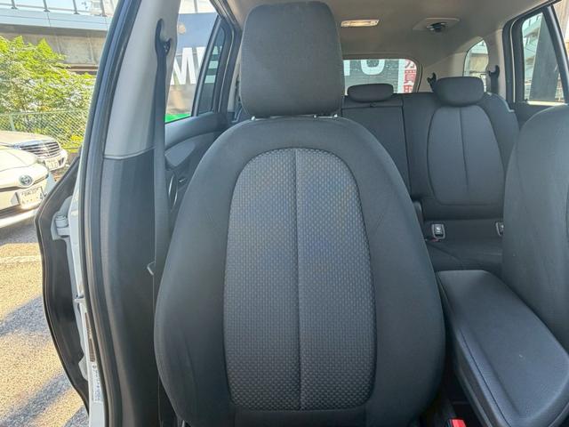 ２シリーズ ２１８ｄグランツアラー　禁煙車　衝突軽減　プラスＰＫＧ　コンフォートＰＫＧ　ＬＥＤヘッドライト　８．８インチＨＤＤナビ　クルーズコントロール　ドライビングアシスト　左右独立オートエアコン　純正１６インチＡＷ　パワーバックドア（57枚目）