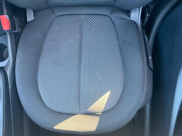 ２シリーズ ２１８ｄグランツアラー　禁煙車　衝突軽減　プラスＰＫＧ　コンフォートＰＫＧ　ＬＥＤヘッドライト　８．８インチＨＤＤナビ　クルーズコントロール　ドライビングアシスト　左右独立オートエアコン　純正１６インチＡＷ　パワーバックドア（64枚目）