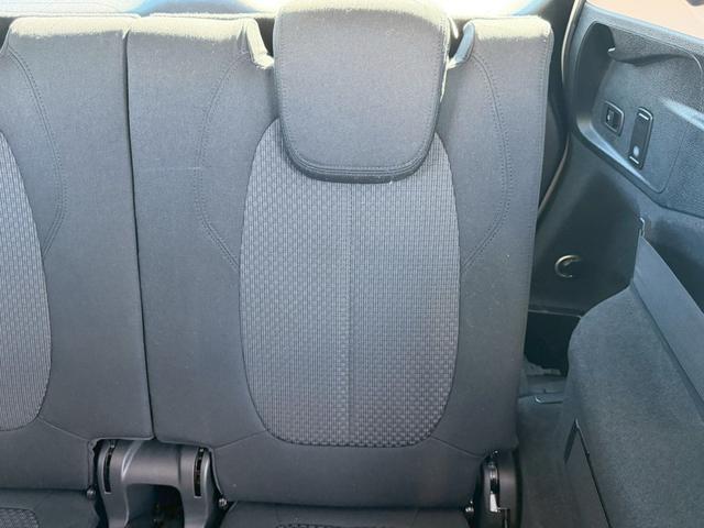 ２シリーズ ２１８ｄグランツアラー　禁煙車　衝突軽減　プラスＰＫＧ　コンフォートＰＫＧ　ＬＥＤヘッドライト　８．８インチＨＤＤナビ　クルーズコントロール　ドライビングアシスト　左右独立オートエアコン　純正１６インチＡＷ　パワーバックドア（67枚目）