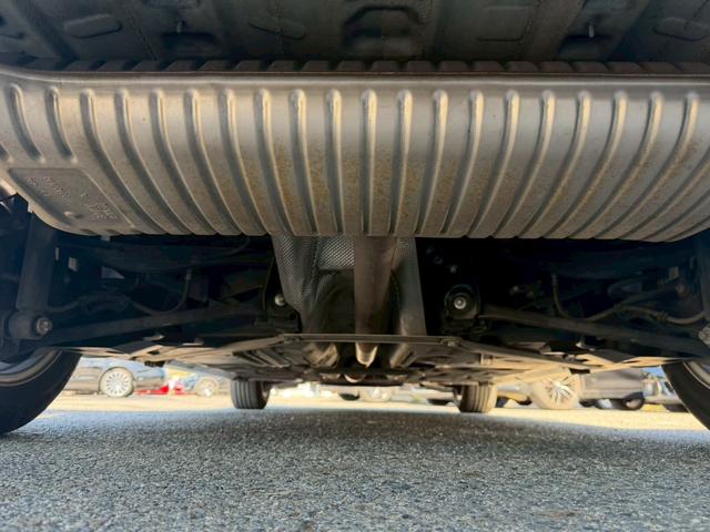 ２シリーズ ２１８ｄグランツアラー　禁煙車　衝突軽減　プラスＰＫＧ　コンフォートＰＫＧ　ＬＥＤヘッドライト　８．８インチＨＤＤナビ　クルーズコントロール　ドライビングアシスト　左右独立オートエアコン　純正１６インチＡＷ　パワーバックドア（69枚目）