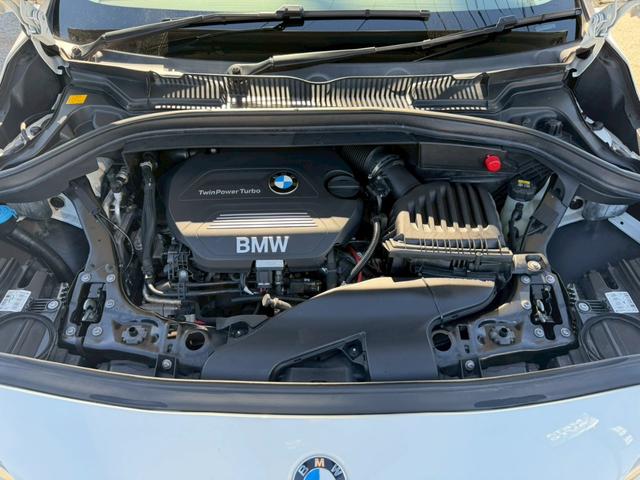 ２シリーズ ２１８ｄグランツアラー　禁煙車　衝突軽減　プラスＰＫＧ　コンフォートＰＫＧ　ＬＥＤヘッドライト　８．８インチＨＤＤナビ　クルーズコントロール　ドライビングアシスト　左右独立オートエアコン　純正１６インチＡＷ　パワーバックドア（77枚目）