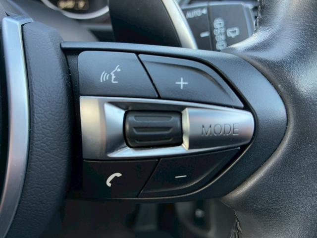 ２シリーズ ２１８ｄグランツアラー　Ｍスポーツ　禁煙車　衝突軽減　コンフォートＰＫＧ　３列シート　メーカーナビ　バックカメラ　フルセグＴＶ　パワーバックドア　ミラー内蔵ＥＴＣ　ＬＥＤヘッドライト　フロントフォグランプ　Ｂｌｕｅｔｏｏｔｈオーディオ（50枚目）