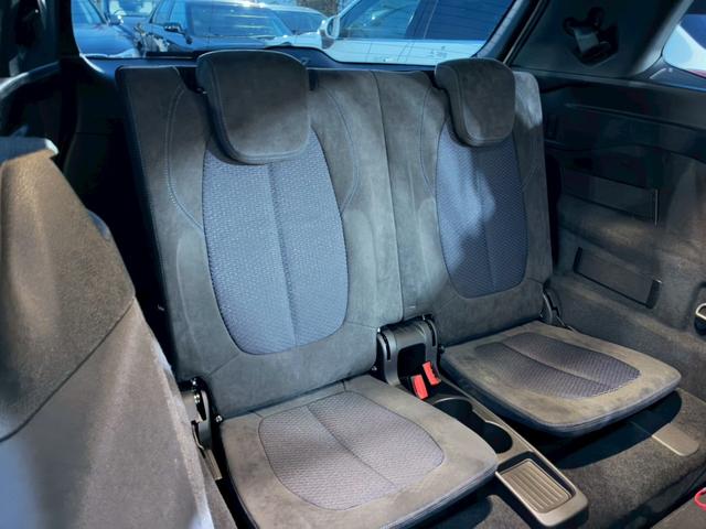 ２シリーズ ２１８ｄグランツアラー　Ｍスポーツ　禁煙車　衝突軽減　コンフォートＰＫＧ　３列シート　メーカーナビ　バックカメラ　フルセグＴＶ　パワーバックドア　ミラー内蔵ＥＴＣ　ＬＥＤヘッドライト　フロントフォグランプ　Ｂｌｕｅｔｏｏｔｈオーディオ（57枚目）