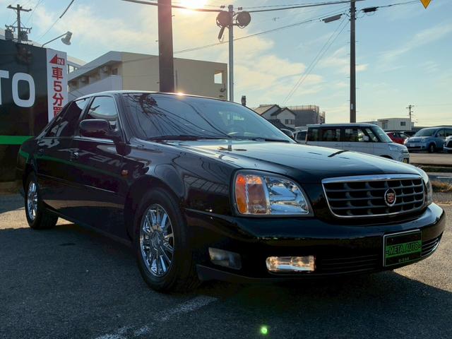 キャデラックドゥビル ＤＨＳ　最終モデル　正規ディーラー車　禁煙車　カロッツェリアナビ　フルセグＴＶ　黒革シート　シートヒーター　シートクーラー　クルーズコントロール　ステアリングヒーター　Ｂｌｕｅｔｏｏｔｈオーディオ　ＥＴＣ（12枚目）