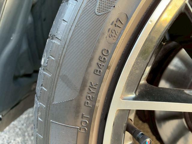 ３シリーズ ３２０ｉグランツーリスモ　スポーツ　禁煙車　弊社買取車両　衝突軽減ブレーキ　パワーバックドア　クルーズコントロール　パワーシート　純正ＨＤＤナビ　バックカメラ　ＨＩＤヘッドライト　Ｂｌｕｅｔｏｏｔｈオーディオ　車線逸脱警報　ＥＴＣ（25枚目）