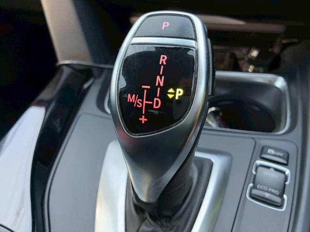 ３シリーズ ３２０ｉグランツーリスモ　スポーツ　禁煙車　弊社買取車両　衝突軽減ブレーキ　パワーバックドア　クルーズコントロール　パワーシート　純正ＨＤＤナビ　バックカメラ　ＨＩＤヘッドライト　Ｂｌｕｅｔｏｏｔｈオーディオ　車線逸脱警報　ＥＴＣ（53枚目）