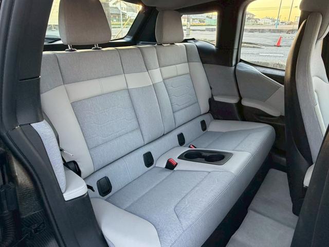 ｉ３ レンジ・エクステンダー装備車　禁煙車　アダプティブクルーズコントロール　ＬＥＤヘッドライト　オプション２０インチＡＷ　Ｂｌｕｅｔｏｏｔｈオーディオ　ルーフ？がれ無し　バックカメラ　純正ＨＤＤナビ　パーキングセンサー　ＥＴＣ（38枚目）