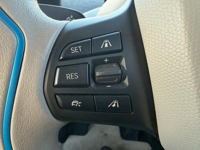 ｉ３ レンジ・エクステンダー装備車　禁煙車　アダプティブクルーズコントロール　ＬＥＤヘッドライト　オプション２０インチＡＷ　Ｂｌｕｅｔｏｏｔｈオーディオ　ルーフ？がれ無し　バックカメラ　純正ＨＤＤナビ　パーキングセンサー　ＥＴＣ（54枚目）