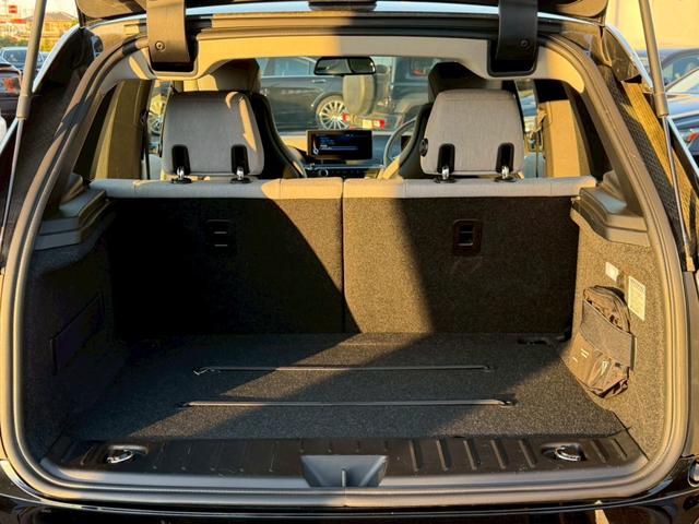 ｉ３ レンジ・エクステンダー装備車　禁煙車　アダプティブクルーズコントロール　ＬＥＤヘッドライト　オプション２０インチＡＷ　Ｂｌｕｅｔｏｏｔｈオーディオ　ルーフ？がれ無し　バックカメラ　純正ＨＤＤナビ　パーキングセンサー　ＥＴＣ（67枚目）