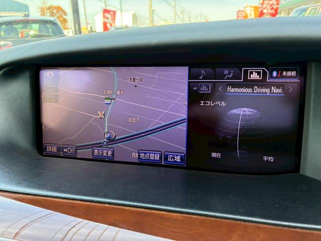 ＬＳ ＬＳ６００ｈＬ　エグゼクティブパッケージ　禁煙車　５人　黒革シート　後席センターモニター　レーダークルーズコントロール　全席シートヒ－ター　　２１２ブラック　ＢＳＭ　パワーバックドア　パーキングセンサー　三眼ＬＥＤ　レーンキーピングアシスト（4枚目）