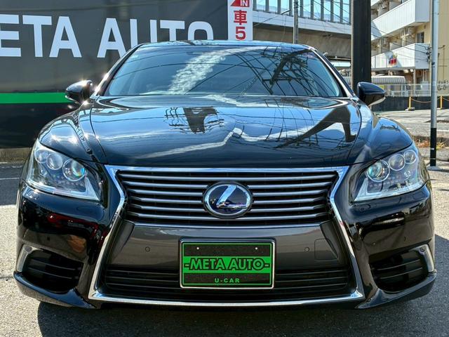 ＬＳ ＬＳ６００ｈＬ　エグゼクティブパッケージ　禁煙車　５人　黒革シート　後席センターモニター　レーダークルーズコントロール　全席シートヒ－ター　　２１２ブラック　ＢＳＭ　パワーバックドア　パーキングセンサー　三眼ＬＥＤ　レーンキーピングアシスト（15枚目）