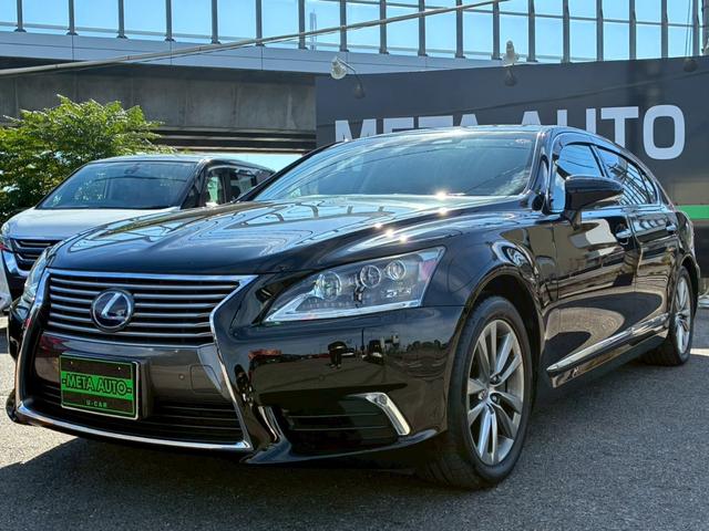 ＬＳ ＬＳ６００ｈＬ　エグゼクティブパッケージ　禁煙車　５人　黒革シート　後席センターモニター　レーダークルーズコントロール　全席シートヒ－ター　　２１２ブラック　ＢＳＭ　パワーバックドア　パーキングセンサー　三眼ＬＥＤ　レーンキーピングアシスト（16枚目）