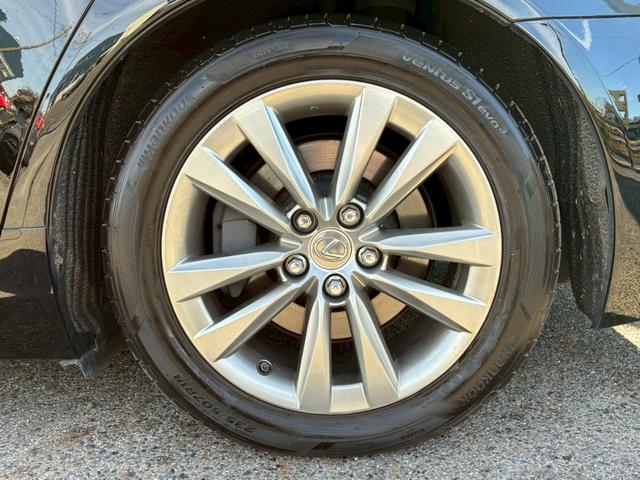 ＬＳ ＬＳ６００ｈＬ　エグゼクティブパッケージ　禁煙車　５人　黒革シート　後席センターモニター　レーダークルーズコントロール　全席シートヒ－ター　　２１２ブラック　ＢＳＭ　パワーバックドア　パーキングセンサー　三眼ＬＥＤ　レーンキーピングアシスト（26枚目）