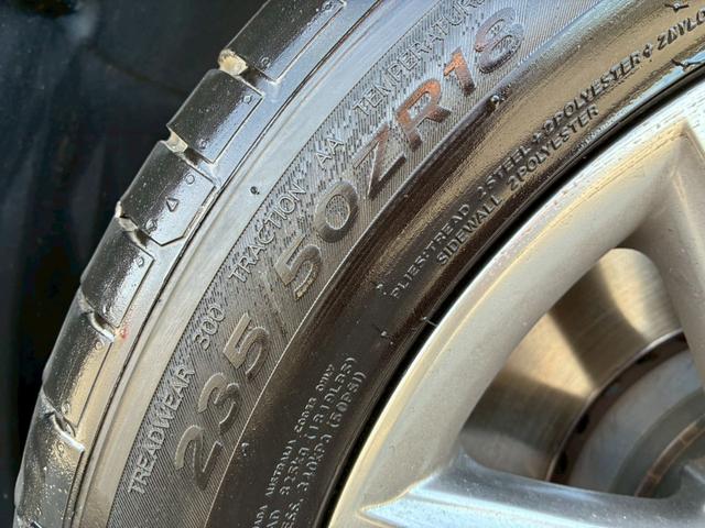 ＬＳ ＬＳ６００ｈＬ　エグゼクティブパッケージ　禁煙車　５人　黒革シート　後席センターモニター　レーダークルーズコントロール　全席シートヒ－ター　　２１２ブラック　ＢＳＭ　パワーバックドア　パーキングセンサー　三眼ＬＥＤ　レーンキーピングアシスト（29枚目）