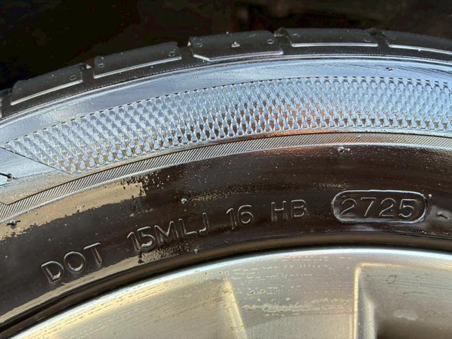 ＬＳ ＬＳ６００ｈＬ　エグゼクティブパッケージ　禁煙車　５人　黒革シート　後席センターモニター　レーダークルーズコントロール　全席シートヒ－ター　　２１２ブラック　ＢＳＭ　パワーバックドア　パーキングセンサー　三眼ＬＥＤ　レーンキーピングアシスト（30枚目）