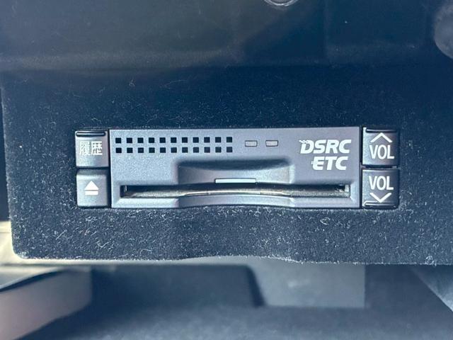 ＬＳ ＬＳ６００ｈＬ　エグゼクティブパッケージ　禁煙車　５人　黒革シート　後席センターモニター　レーダークルーズコントロール　全席シートヒ－ター　　２１２ブラック　ＢＳＭ　パワーバックドア　パーキングセンサー　三眼ＬＥＤ　レーンキーピングアシスト（58枚目）