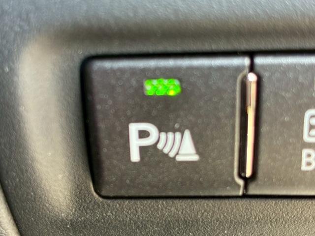 ＬＳ ＬＳ６００ｈＬ　エグゼクティブパッケージ　禁煙車　５人　黒革シート　後席センターモニター　レーダークルーズコントロール　全席シートヒ－ター　　２１２ブラック　ＢＳＭ　パワーバックドア　パーキングセンサー　三眼ＬＥＤ　レーンキーピングアシスト（60枚目）