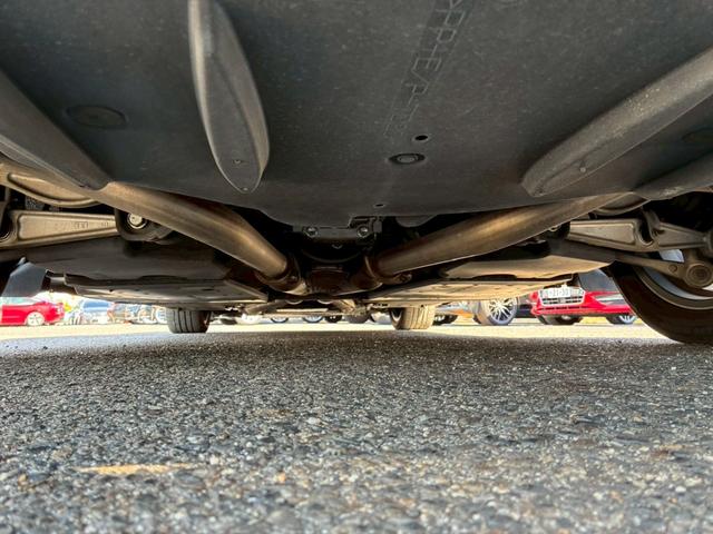 ＬＳ ＬＳ６００ｈＬ　エグゼクティブパッケージ　禁煙車　５人　黒革シート　後席センターモニター　レーダークルーズコントロール　全席シートヒ－ター　　２１２ブラック　ＢＳＭ　パワーバックドア　パーキングセンサー　三眼ＬＥＤ　レーンキーピングアシスト（63枚目）