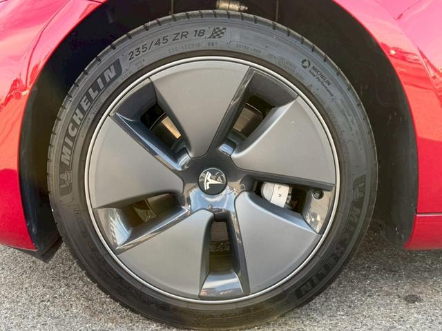 ガリ傷も少なく、非常に綺麗な状態です★