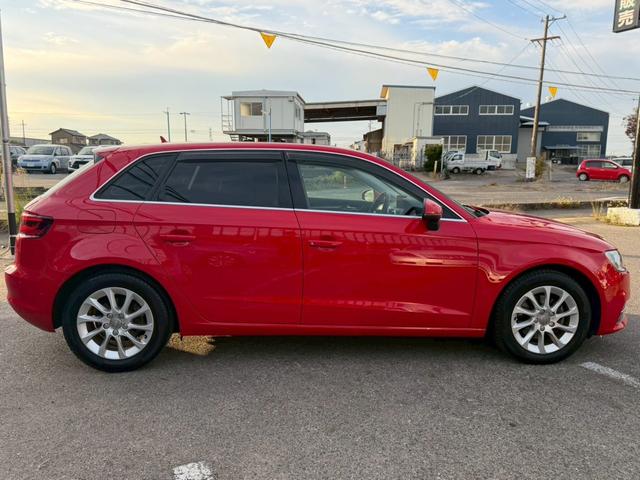 Ａ３ スポーツバック１．４ＴＦＳＩ　禁煙車　コンビニエンスＰＫＧ　ＭＭＩナビゲーションＰＫＧ　ＬＥＤライトＰＫＧ　アダプティブクルーズコントロール　純正７インチナビ　バックカメラ　パーキングセンサー　ＣＤ／ＤＶＤ再生　プッシュスタート（20枚目）