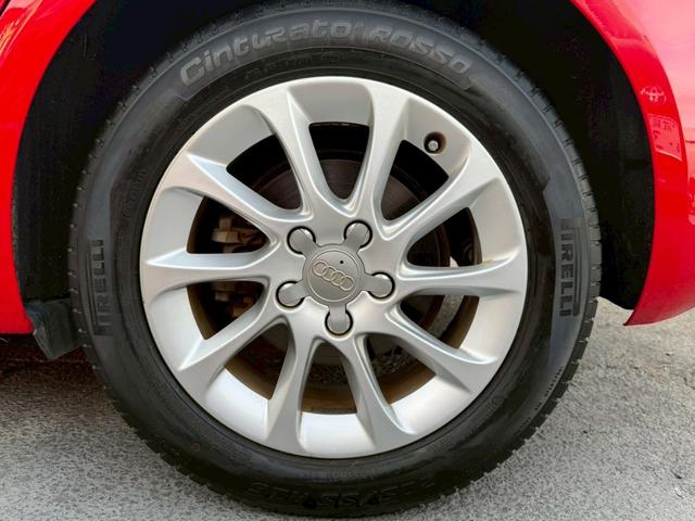 Ａ３ スポーツバック１．４ＴＦＳＩ　禁煙車　コンビニエンスＰＫＧ　ＭＭＩナビゲーションＰＫＧ　ＬＥＤライトＰＫＧ　アダプティブクルーズコントロール　純正７インチナビ　バックカメラ　パーキングセンサー　ＣＤ／ＤＶＤ再生　プッシュスタート（22枚目）