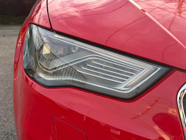 Ａ３ スポーツバック１．４ＴＦＳＩ　禁煙車　コンビニエンスＰＫＧ　ＭＭＩナビゲーションＰＫＧ　ＬＥＤライトＰＫＧ　アダプティブクルーズコントロール　純正７インチナビ　バックカメラ　パーキングセンサー　ＣＤ／ＤＶＤ再生　プッシュスタート（31枚目）