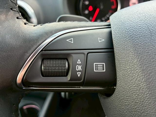 Ａ３ スポーツバック１．４ＴＦＳＩ　禁煙車　コンビニエンスＰＫＧ　ＭＭＩナビゲーションＰＫＧ　ＬＥＤライトＰＫＧ　アダプティブクルーズコントロール　純正７インチナビ　バックカメラ　パーキングセンサー　ＣＤ／ＤＶＤ再生　プッシュスタート（40枚目）