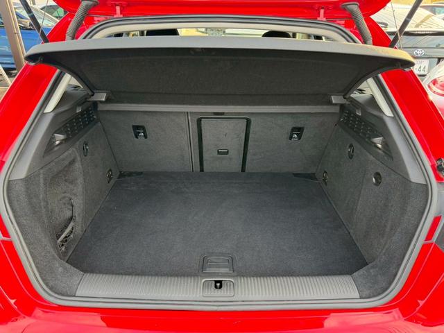 Ａ３ スポーツバック１．４ＴＦＳＩ　禁煙車　コンビニエンスＰＫＧ　ＭＭＩナビゲーションＰＫＧ　ＬＥＤライトＰＫＧ　アダプティブクルーズコントロール　純正７インチナビ　バックカメラ　パーキングセンサー　ＣＤ／ＤＶＤ再生　プッシュスタート（71枚目）