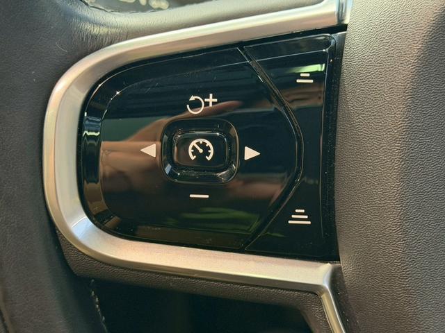 V90 クロスカントリー T5 AWD サマム 禁煙車 パノラマサンルーフ Bowers&Wilkins 弊社買取車両 衝突軽減 ハンドル支援 ベージュナッパレザー シートヒータークーラー 専用19インチAW 全周囲カメラ パワーシート ETC(15枚目)