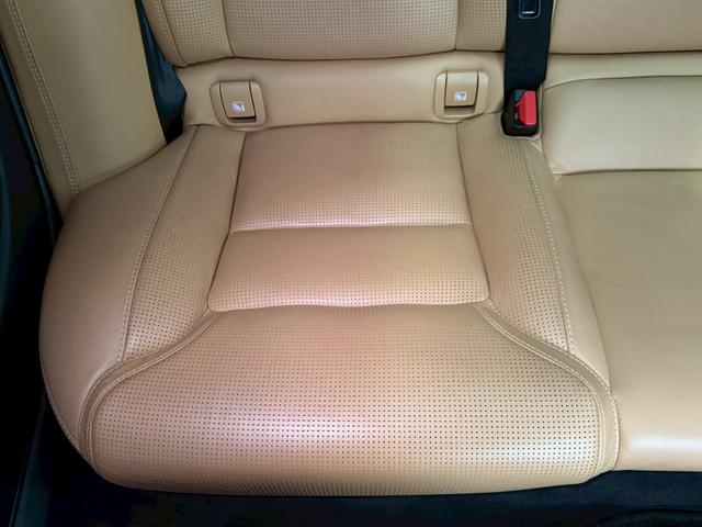 V90 クロスカントリー T5 AWD サマム 禁煙車 パノラマサンルーフ Bowers&Wilkins 弊社買取車両 衝突軽減 ハンドル支援 ベージュナッパレザー シートヒータークーラー 専用19インチAW 全周囲カメラ パワーシート ETC(53枚目)