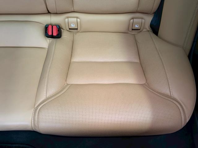 V90 クロスカントリー T5 AWD サマム 禁煙車 パノラマサンルーフ Bowers&Wilkins 弊社買取車両 衝突軽減 ハンドル支援 ベージュナッパレザー シートヒータークーラー 専用19インチAW 全周囲カメラ パワーシート ETC(55枚目)