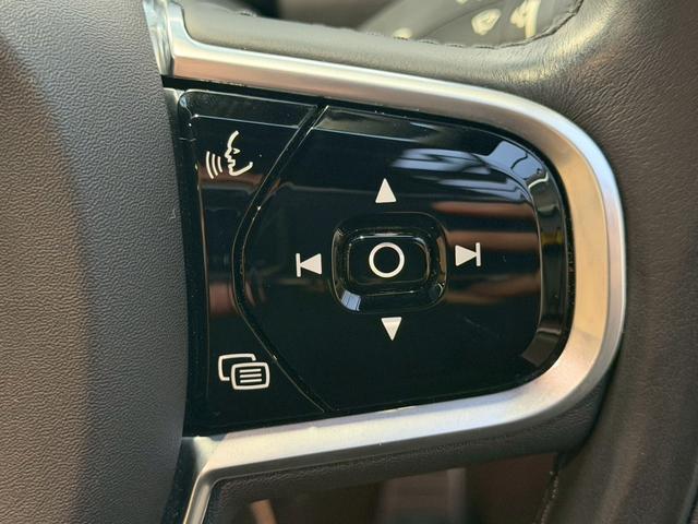 V90 クロスカントリー T5 AWD サマム 禁煙車 パノラマサンルーフ Bowers&Wilkins 弊社買取車両 衝突軽減 ハンドル支援 ベージュナッパレザー シートヒータークーラー 専用19インチAW 全周囲カメラ パワーシート ETC(66枚目)
