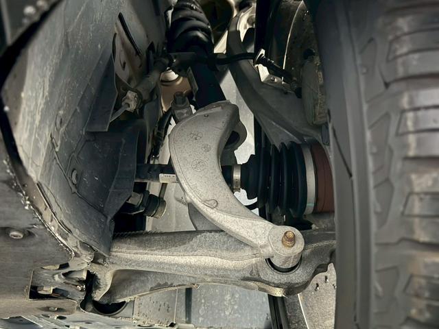 V90 クロスカントリー T5 AWD サマム 禁煙車 パノラマサンルーフ Bowers&Wilkins 弊社買取車両 衝突軽減 ハンドル支援 ベージュナッパレザー シートヒータークーラー 専用19インチAW 全周囲カメラ パワーシート ETC(73枚目)