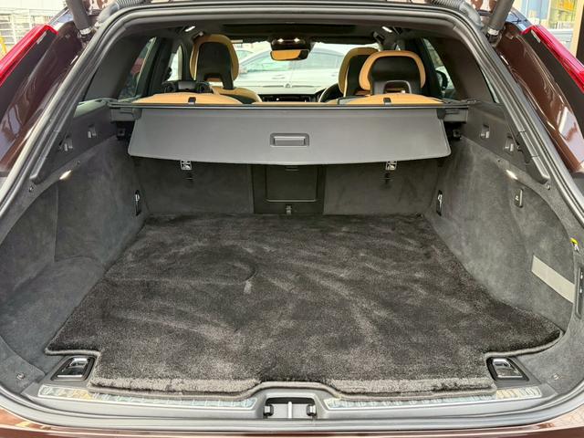 V90 クロスカントリー T5 AWD サマム 禁煙車 パノラマサンルーフ Bowers&Wilkins 弊社買取車両 衝突軽減 ハンドル支援 ベージュナッパレザー シートヒータークーラー 専用19インチAW 全周囲カメラ パワーシート ETC(77枚目)