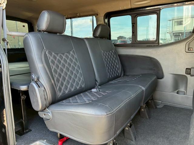 NV350キャラバンバン ロングライダープレミアムGX 玄武1.5インチローダウンキット ハイトダウンサポーター ベッドキット バレンティテール ESSEX17インチAW HIDヘッド プッシュスタート バックカメラ リアヒーター/クーラー ETC(40枚目)