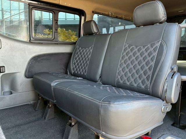 NV350キャラバンバン ロングライダープレミアムGX 玄武1.5インチローダウンキット ハイトダウンサポーター ベッドキット バレンティテール ESSEX17インチAW HIDヘッド プッシュスタート バックカメラ リアヒーター/クーラー ETC(41枚目)