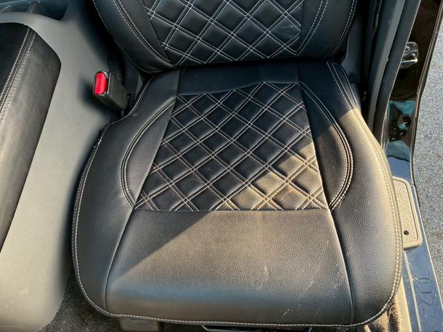 NV350キャラバンバン ロングライダープレミアムGX 玄武1.5インチローダウンキット ハイトダウンサポーター ベッドキット バレンティテール ESSEX17インチAW HIDヘッド プッシュスタート バックカメラ リアヒーター/クーラー ETC(46枚目)