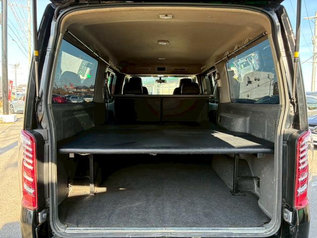 NV350キャラバンバン ロングライダープレミアムGX 玄武1.5インチローダウンキット ハイトダウンサポーター ベッドキット バレンティテール ESSEX17インチAW HIDヘッド プッシュスタート バックカメラ リアヒーター/クーラー ETC(48枚目)