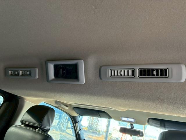 NV350キャラバンバン ロングライダープレミアムGX 玄武1.5インチローダウンキット ハイトダウンサポーター ベッドキット バレンティテール ESSEX17インチAW HIDヘッド プッシュスタート バックカメラ リアヒーター/クーラー ETC(53枚目)