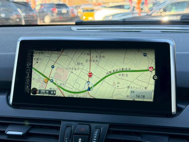 ２シリーズ ２１８ｄ　ｘＤｒｉｖｅアクティブツアラー　Ｍスポーツ　４ＷＤ　禁煙車　衝突軽減ブレーキ　ＬＥＤヘッドライト　バックカメラ　Ｂｌｕｅｔｏｏｔｈオーディオ　スマートキー　プッシュスタート　純正１７インチＡＷ　フォグランプ　ミラー内蔵型ＥＴＣ　パドルシフト（5枚目）