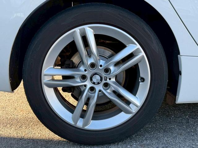 ２シリーズ ２１８ｄ　ｘＤｒｉｖｅアクティブツアラー　Ｍスポーツ　４ＷＤ　禁煙車　衝突軽減ブレーキ　ＬＥＤヘッドライト　バックカメラ　Ｂｌｕｅｔｏｏｔｈオーディオ　スマートキー　プッシュスタート　純正１７インチＡＷ　フォグランプ　ミラー内蔵型ＥＴＣ　パドルシフト（23枚目）