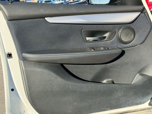 ２シリーズ ２１８ｄ　ｘＤｒｉｖｅアクティブツアラー　Ｍスポーツ　４ＷＤ　禁煙車　衝突軽減ブレーキ　ＬＥＤヘッドライト　バックカメラ　Ｂｌｕｅｔｏｏｔｈオーディオ　スマートキー　プッシュスタート　純正１７インチＡＷ　フォグランプ　ミラー内蔵型ＥＴＣ　パドルシフト（41枚目）