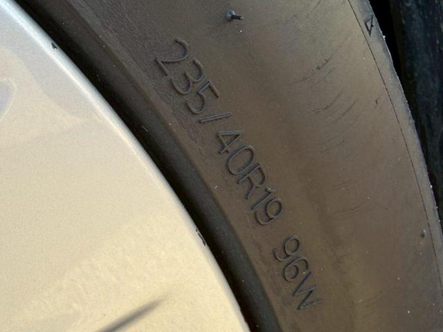 モデル３ ロングレンジ　ＡＷＤ　４ＷＤ　ワンオーナー　禁煙車　弊社買取車　満充電約５３０ｋｍ走行　上海モデル　ヒートポンプ　パワーバックドア　シートヒーター　ＬＥＤヘッドライト　１９インチＡＷ　パワーシート　黒ヴィーガンレザーシート（31枚目）