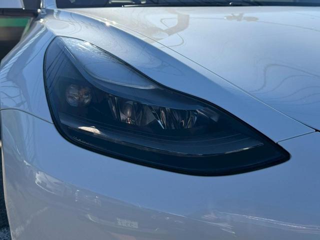モデル３ ロングレンジ　ＡＷＤ　４ＷＤ　ワンオーナー　禁煙車　弊社買取車　満充電約５３０ｋｍ走行　上海モデル　ヒートポンプ　パワーバックドア　シートヒーター　ＬＥＤヘッドライト　１９インチＡＷ　パワーシート　黒ヴィーガンレザーシート（34枚目）