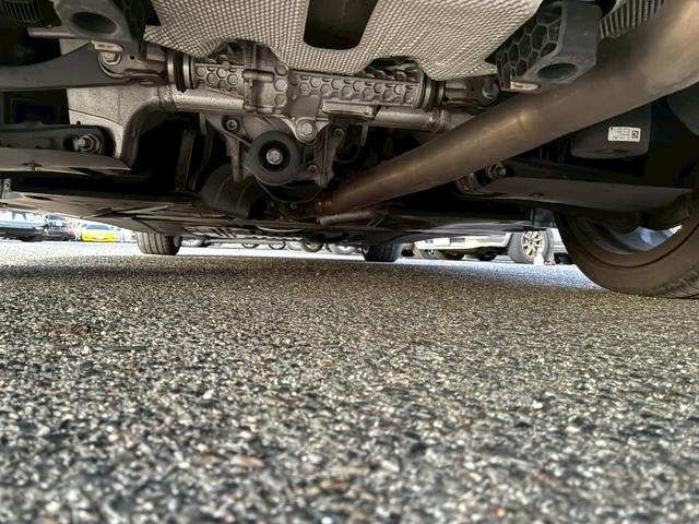 ５シリーズ ５２３ｄ　Ｍスポーツ　ハイラインパッケージ　フルディーラーメンテ　ユーザー様買取車両　禁煙車　パーキングアシスト／ドライビングアシストプラス　本革シート　純正１９インチＡＷ　フルセグＴＶ　全席シートヒーター　パワートランク（74枚目）