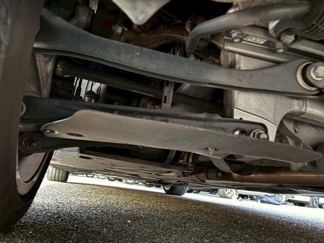 ５シリーズ ５２３ｄ　Ｍスポーツ　ハイラインパッケージ　フルディーラーメンテ　ユーザー様買取車両　禁煙車　パーキングアシスト／ドライビングアシストプラス　本革シート　純正１９インチＡＷ　フルセグＴＶ　全席シートヒーター　パワートランク（75枚目）